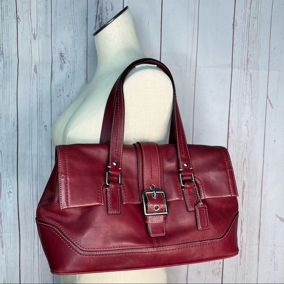 Coach Handbags - Coach Red Leather Purse Shoulder Bag Studded Bottom Buckle Vintage Wine
